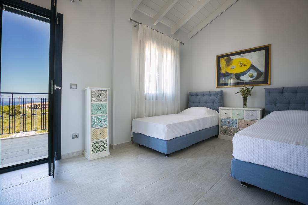 Seirios Luxury Villa Свороната Экстерьер фото